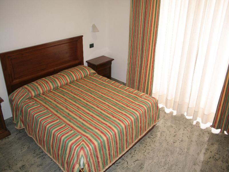 Hotel Arcobaleno Palmi Extérieur photo